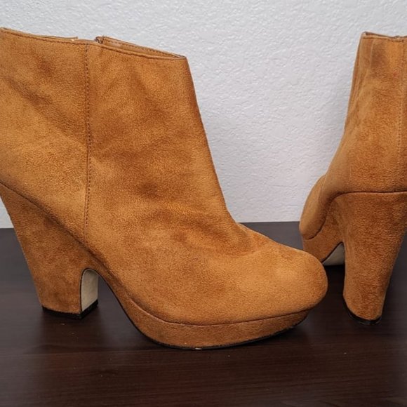 Cato brown/tan/mustard Heeled ankle boots - Picture 2 of 9
